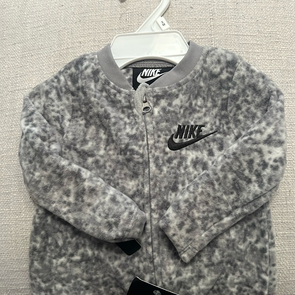 NWT 3 Month Nike Fuzzy Warm Zipper Onesie